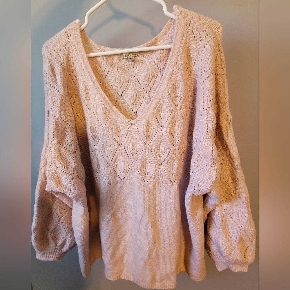 Light Pink Cozy Casual Sweater, Size M/L